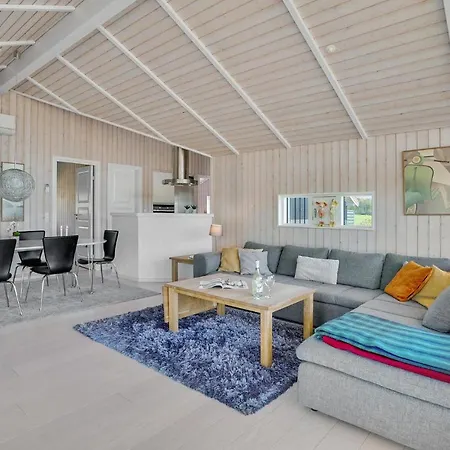Amazing In Ejstrupholm With Kitchen Casa vacanze