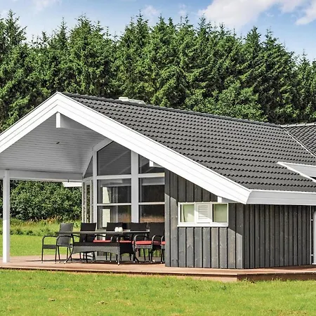 Gorgeous In Ejstrupholm With Sauna Prázdninový dům