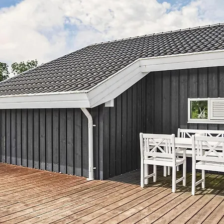 Vakantiehuis Gorgeous In With Sauna Ejstrupholm