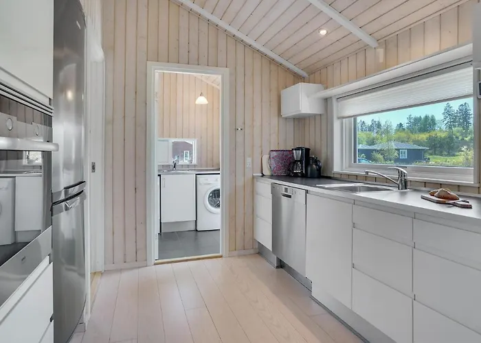 Gorgeous In Ejstrupholm With Sauna بيت للعطل
